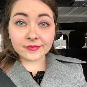 Meet your Posher, Angela